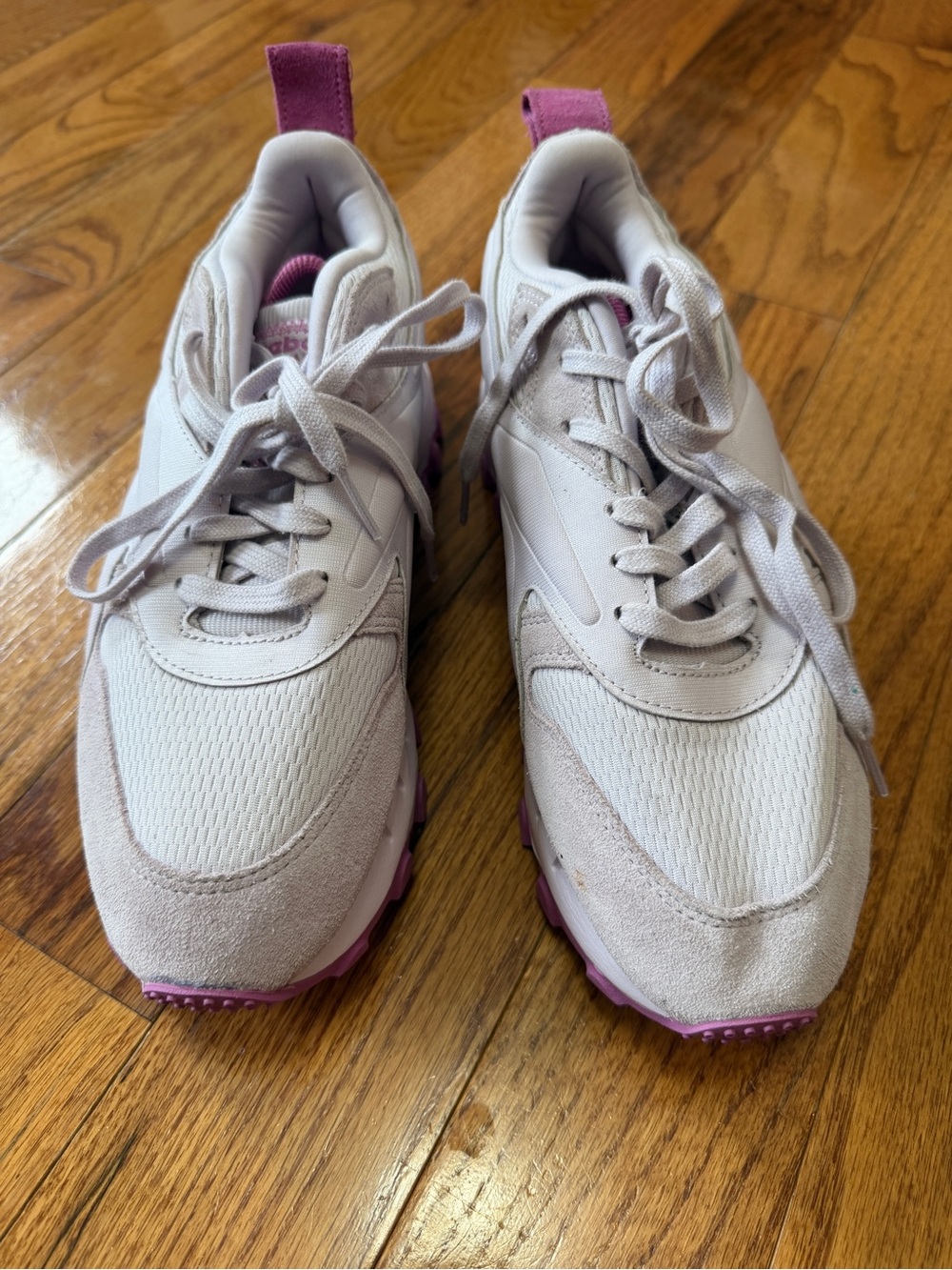 Cardi B x Reebok Classic Leather V2 Quartz Glow Ultraberry Sneakers Sz 8.5